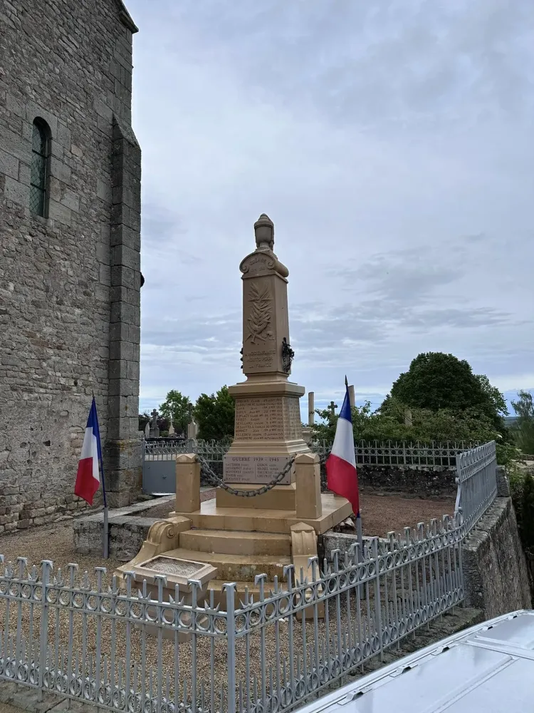 fabrication de monuments funéraires à Blanzy