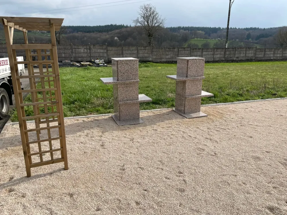 restauration de monuments funéraires à Blanzy